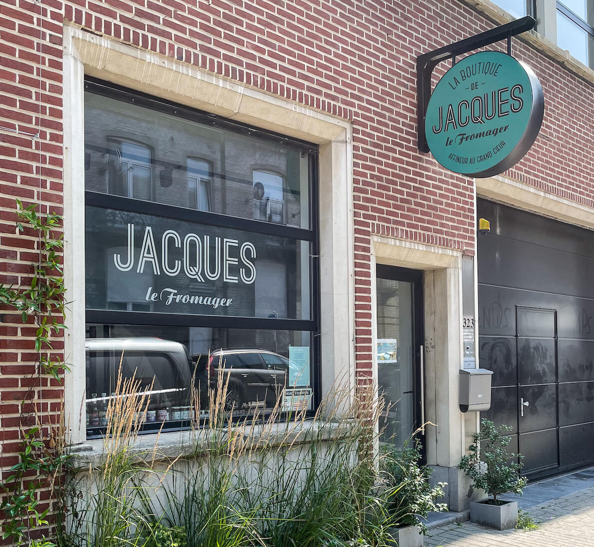 devanture du magasin Jacques le Fromager